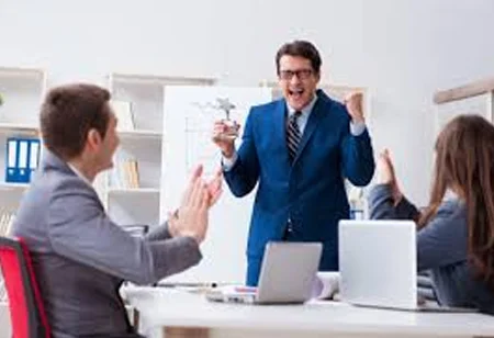 The Benefits of Employee Recognition in Workplace
