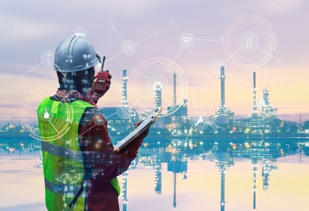 Wearables in Construction: 4 Notable Value-Additions